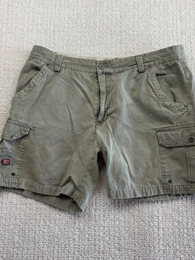 Y2K Point Zero Canvas Cargo Shorts Men's 38 Army Military Faded Green Baggy